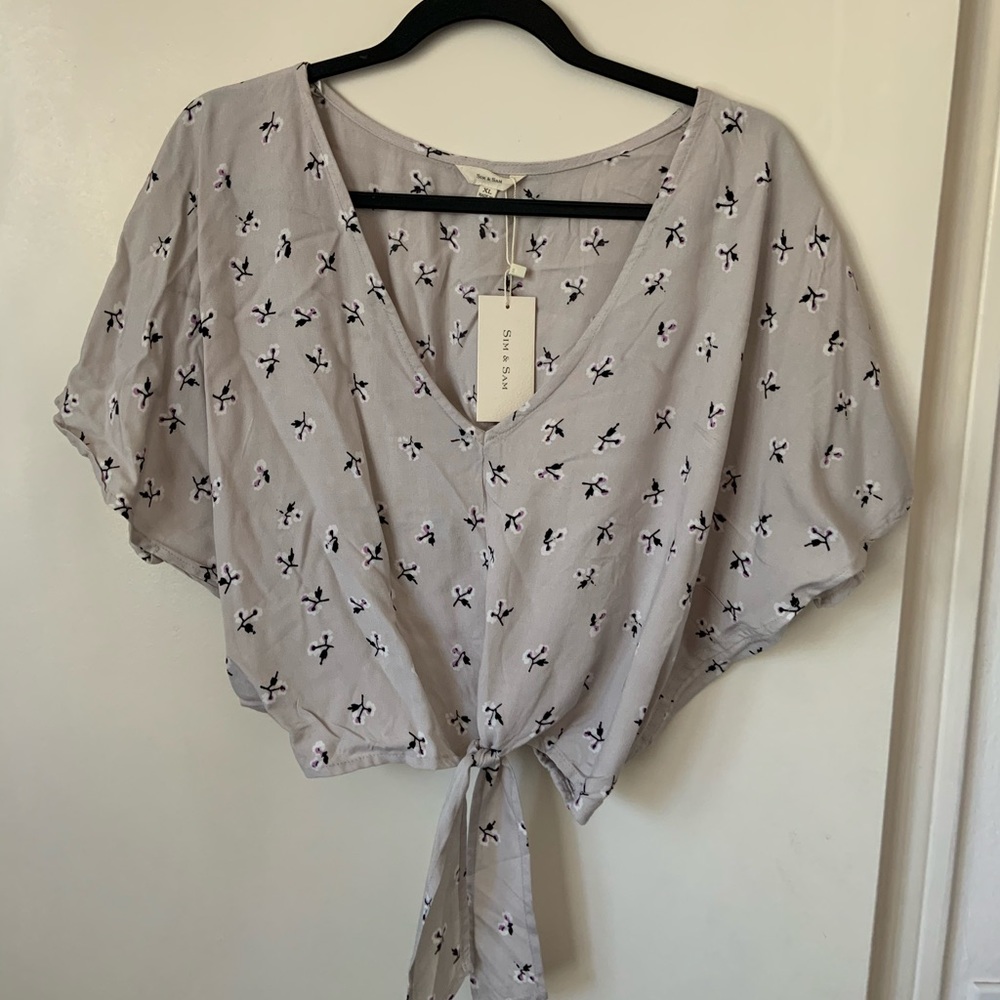 Flowy top